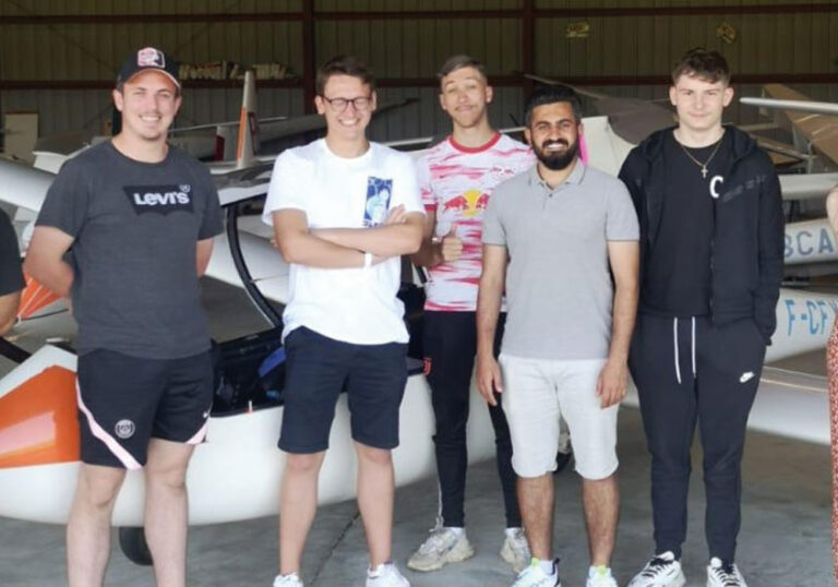 leo-lagrange-leo-sport-job-planeur