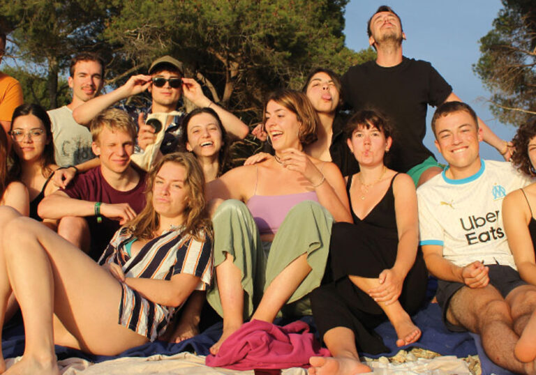 leo-lagrange-vol-in-green