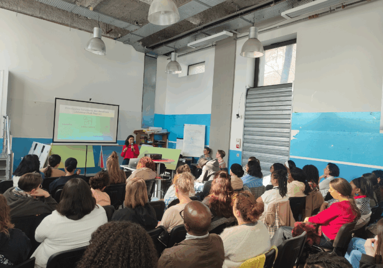 leo-pro-journees-peda-creches-paris-2025