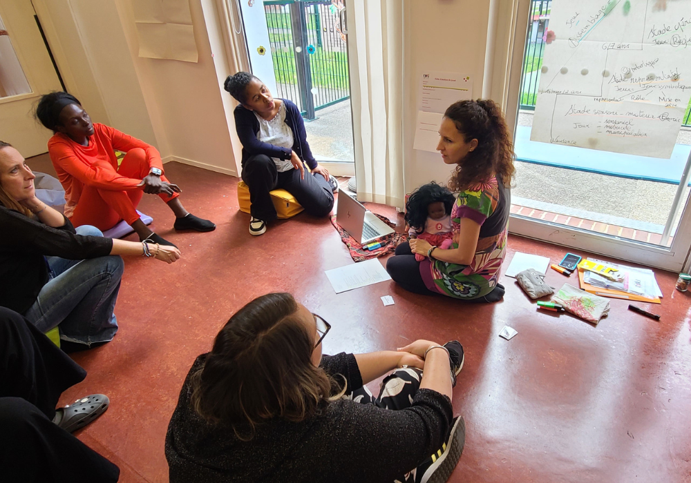 Crèche INSEP Vincennes – accueil des bébés par Léo Lagrange Petite Enfance