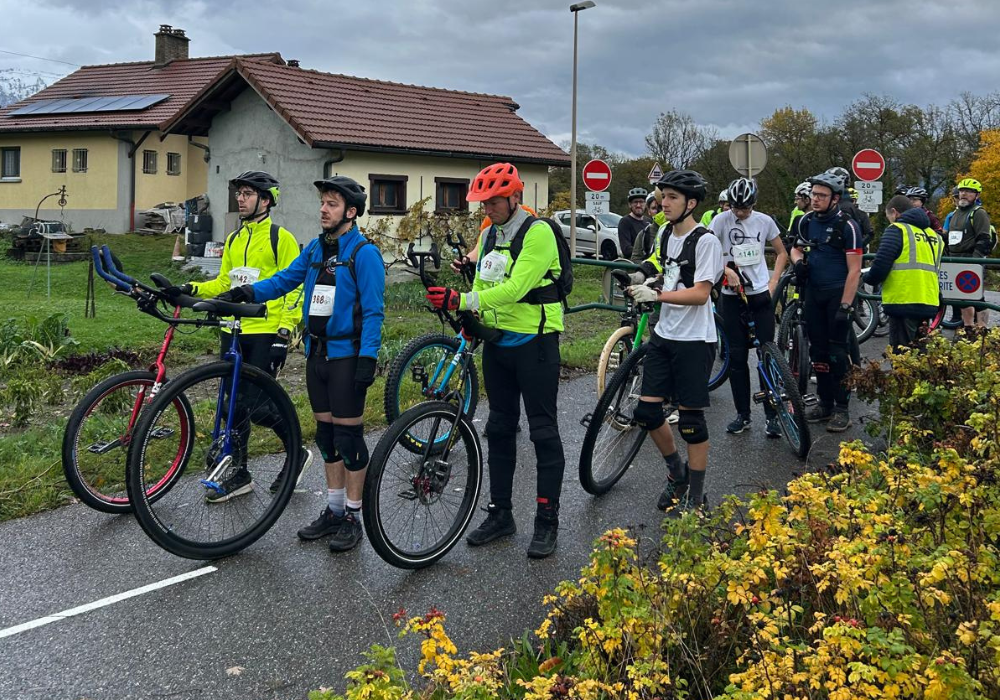 leo-org-coupe-france-monocycle-2025-2 Athlètes participant à la Coupe de France de monocycle à Scionzier