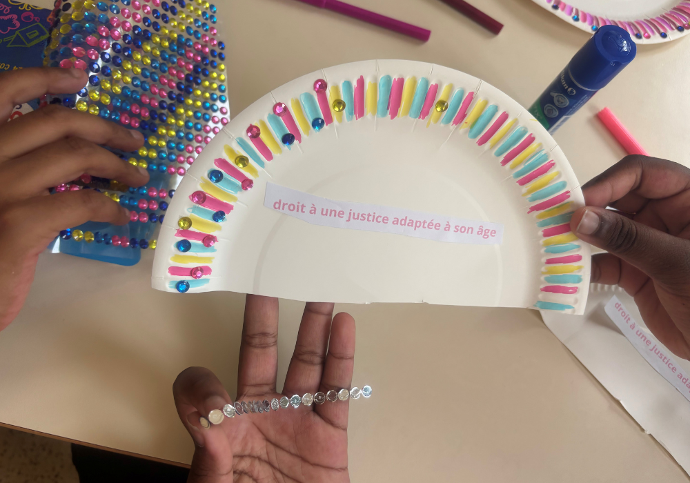 Illustration d'une création réalisée par un enfant lors d'un atelier sur les droits de l'enfant et la lutte contre le harcèlement