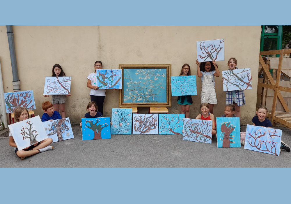 Atelier culturel de peinture inspiré de Van Gogh pour enfants