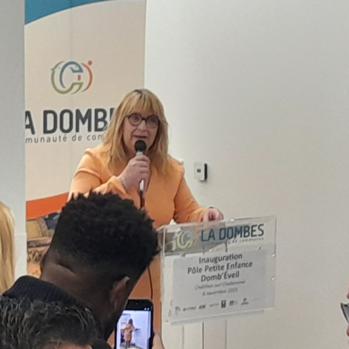 Isabelle Dubois, pendant son discours pour l'inauguration du pôle petite enfance