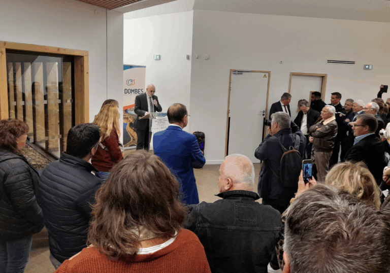 leo-pro-inauguration-petite-enfance-dombes-2025-2 Patrick Mathias, pendant son discours pour l'inauguration du pôle petite enfance