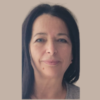 Portrait de Césame, directrice adjointe de l'ALSH, qui présente les 2 projets