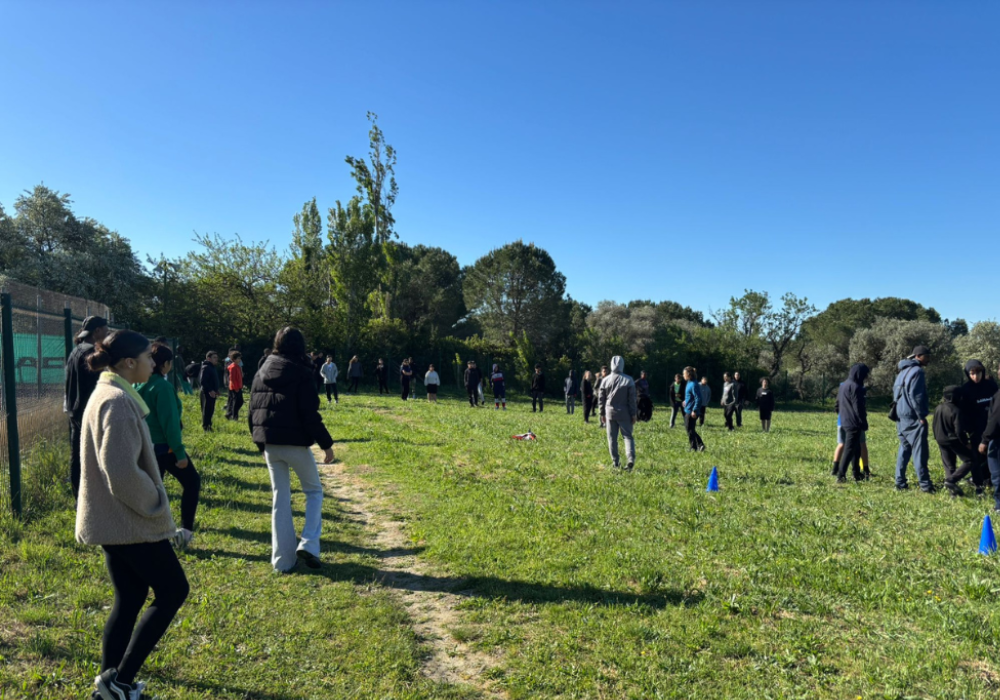 Raid sportif en PACA avec des jeunes des structures jeunesse Léo Lagrange Animation