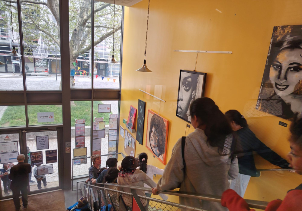 Exposition Black women power au centre socioculturel Noguès à Paris 14, géré par Léo Lagrange Animation