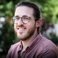Renaud, directeur, membre de l'équipe